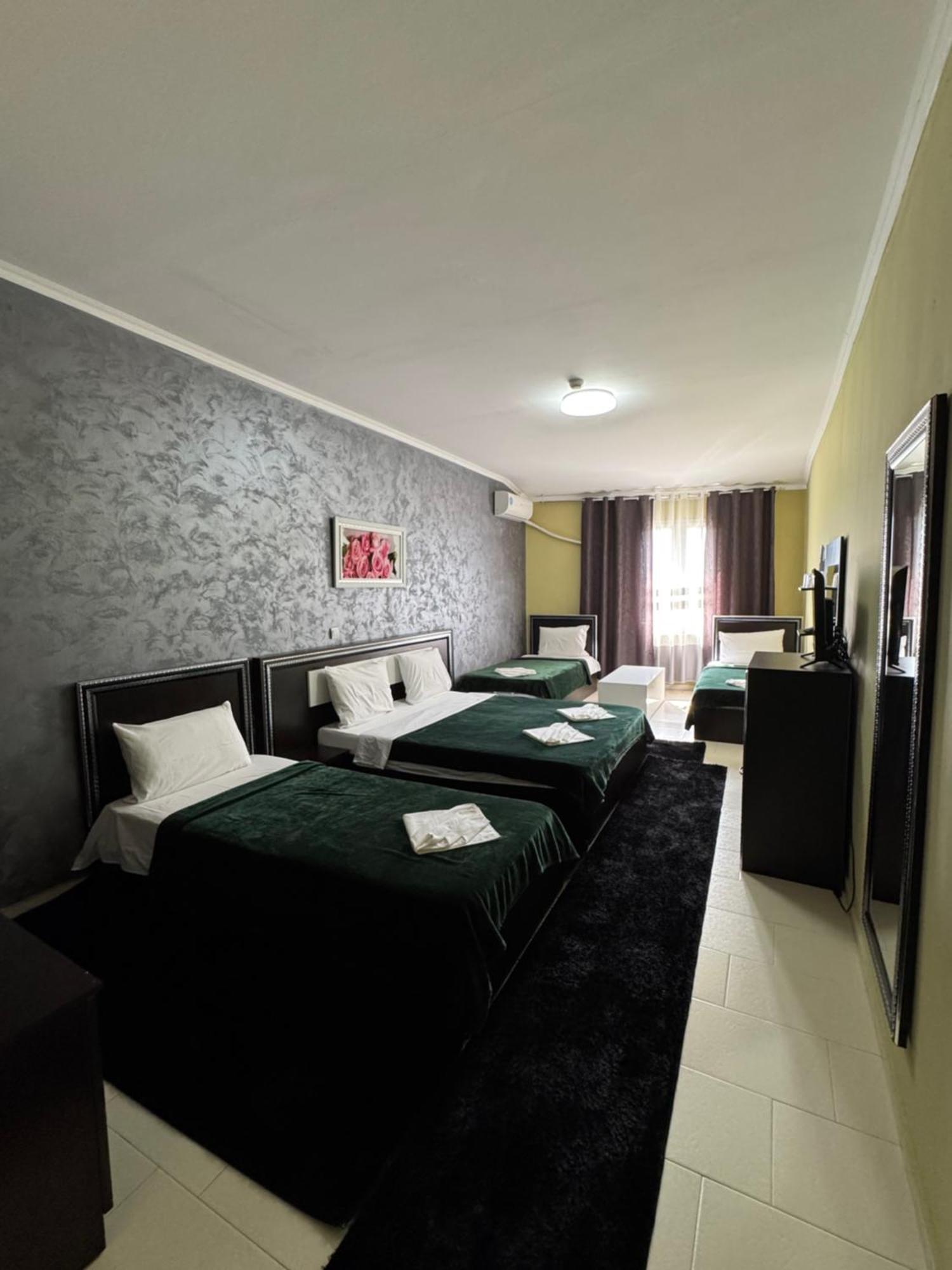 Hotel Yal Restaurant Tetovo Eksteriør billede