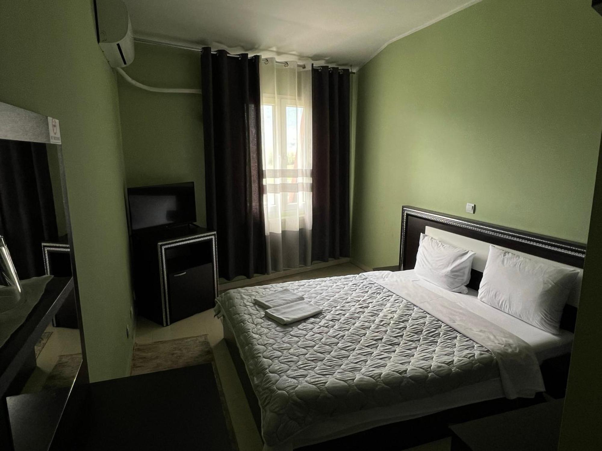 Hotel Yal Restaurant Tetovo Eksteriør billede